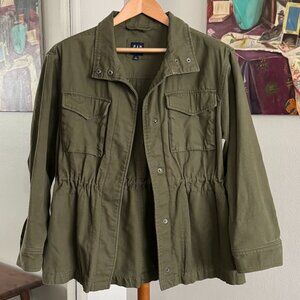 Gap - Cinched Waist Utility Jacket in Army Green
